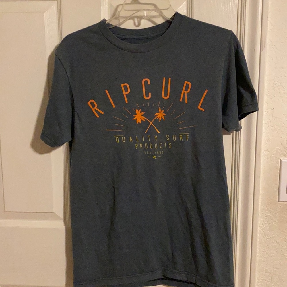 Ripcurl t-shirt